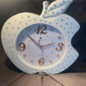 Jinshilai brand wall clock white apple-shaped frame adorned with crystals QUARTZ